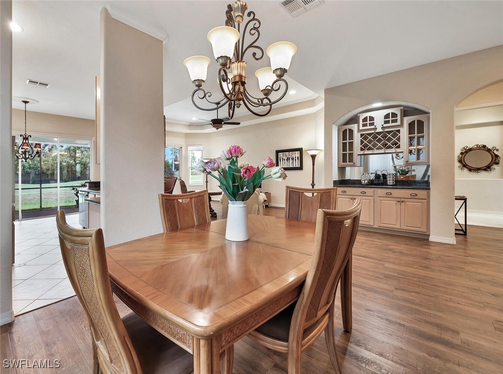 DiningArea