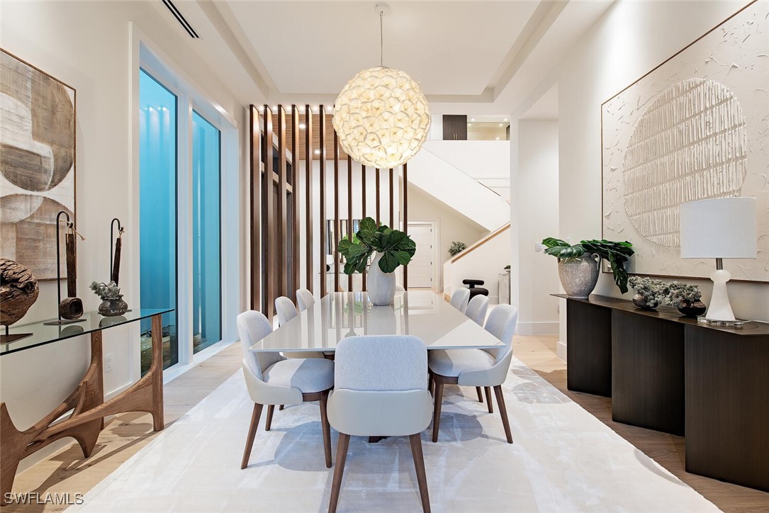 DiningArea