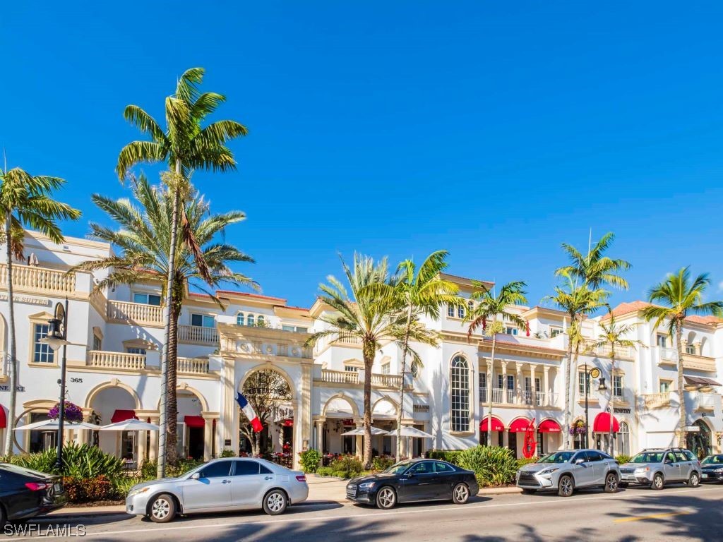 2055 Cambridge Park, Naples, FL 34109
