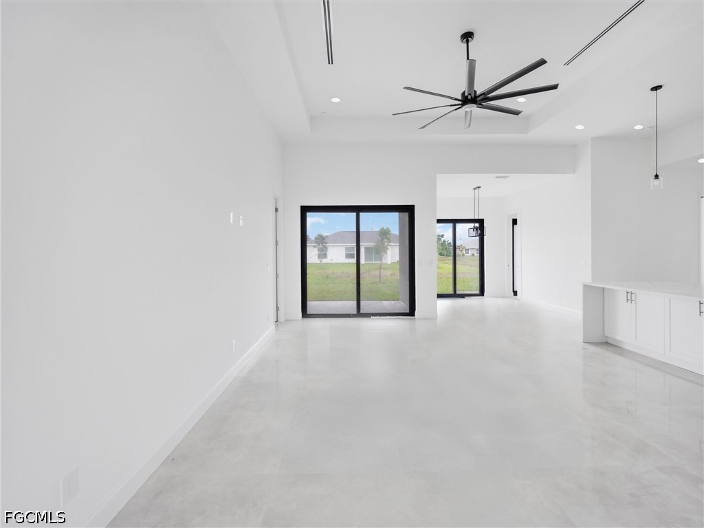 305 Diplomat, Cape Coral, FL 33909