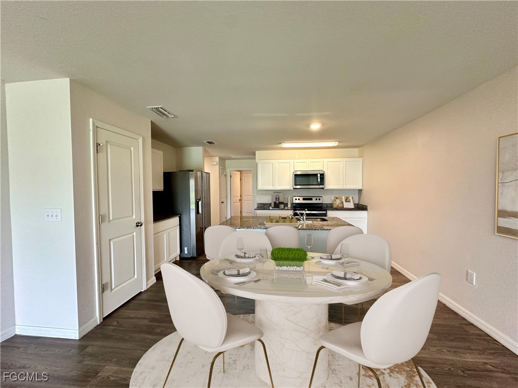 DiningArea