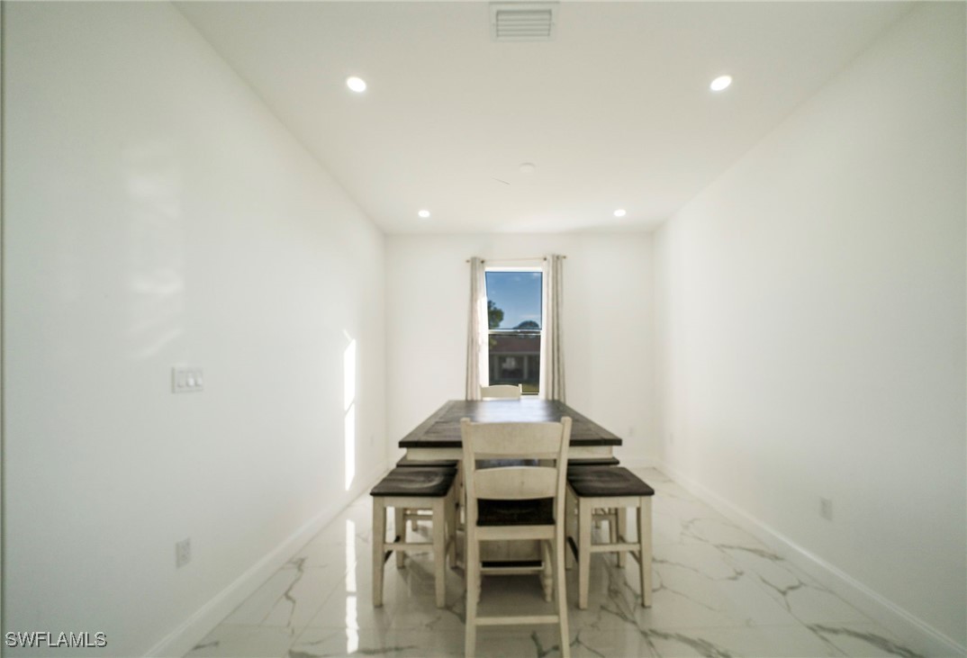 DiningArea