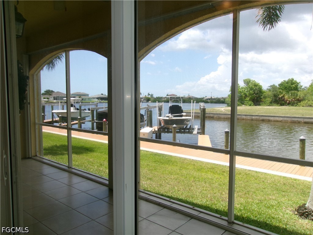 174 Shadroe Cove Unit 1002, Cape Coral, FL 33991