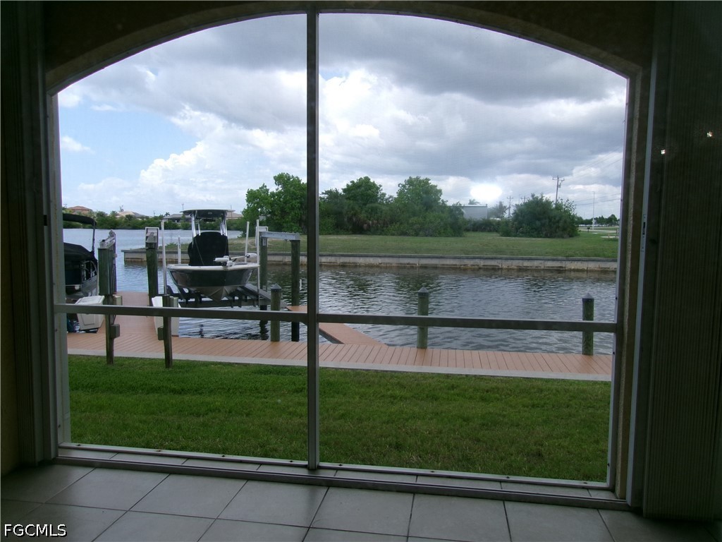 174 Shadroe Cove Unit 1002, Cape Coral, FL 33991