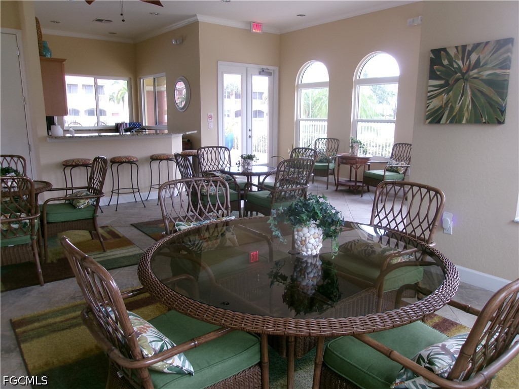 DiningArea