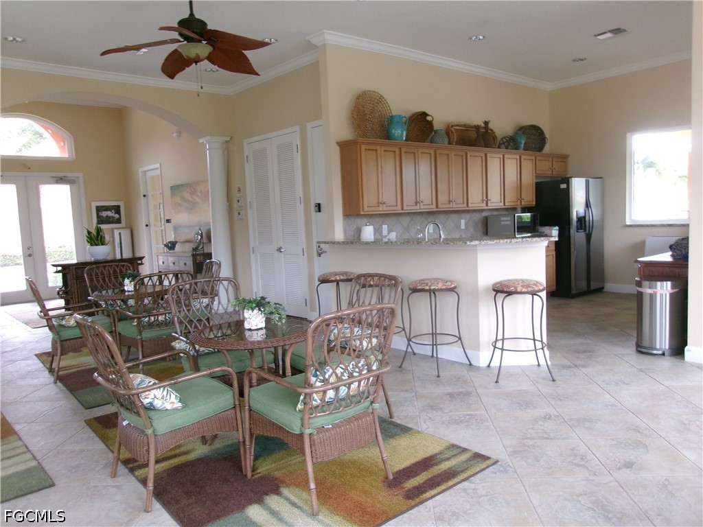 DiningArea
