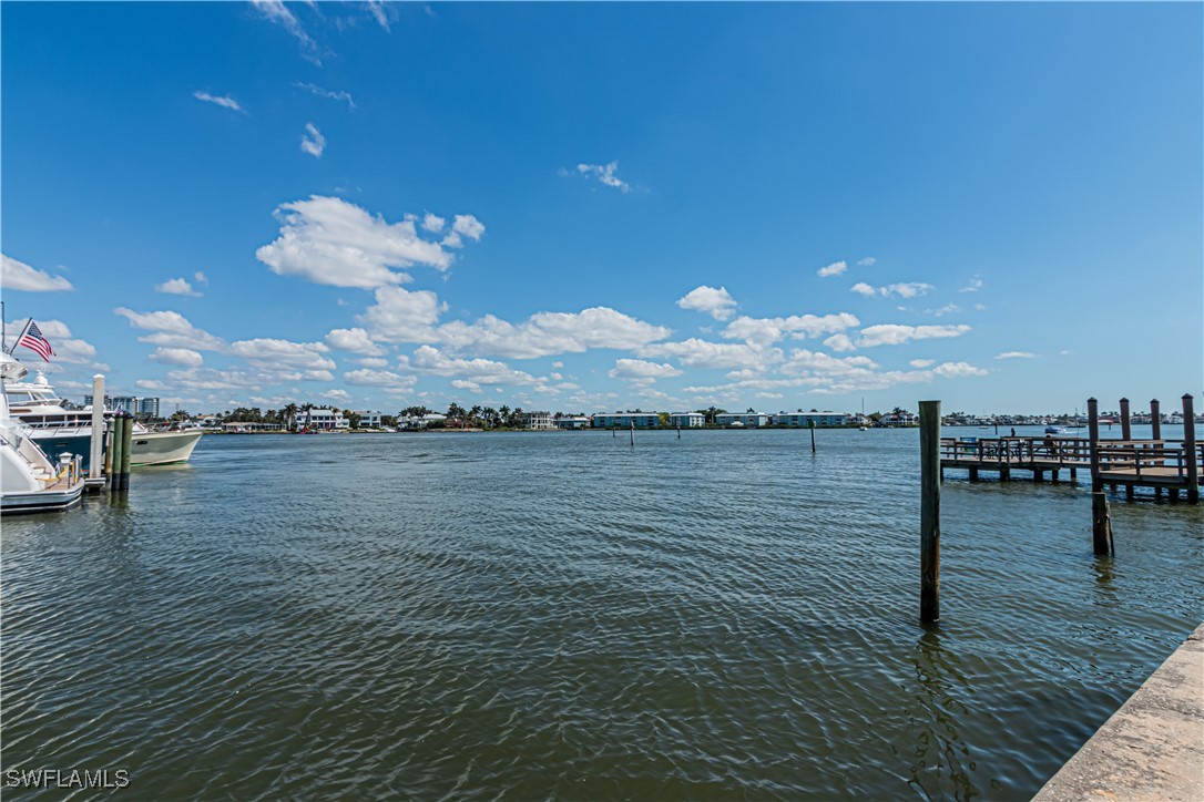 Dock