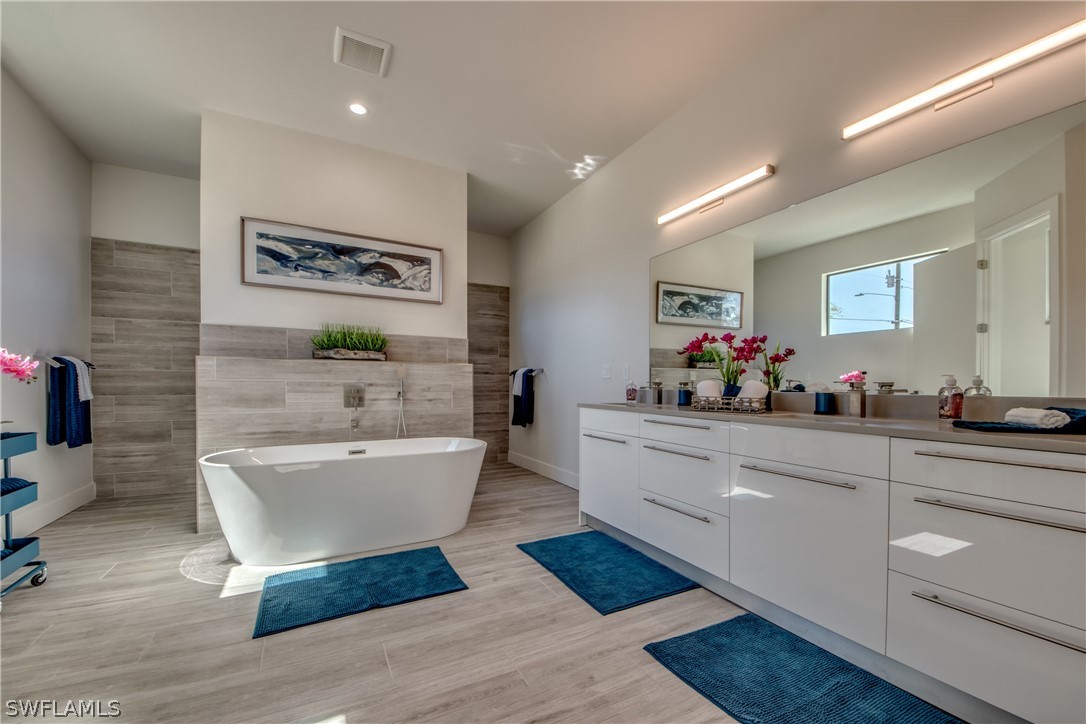 1502 28th, Cape Coral, FL 33914