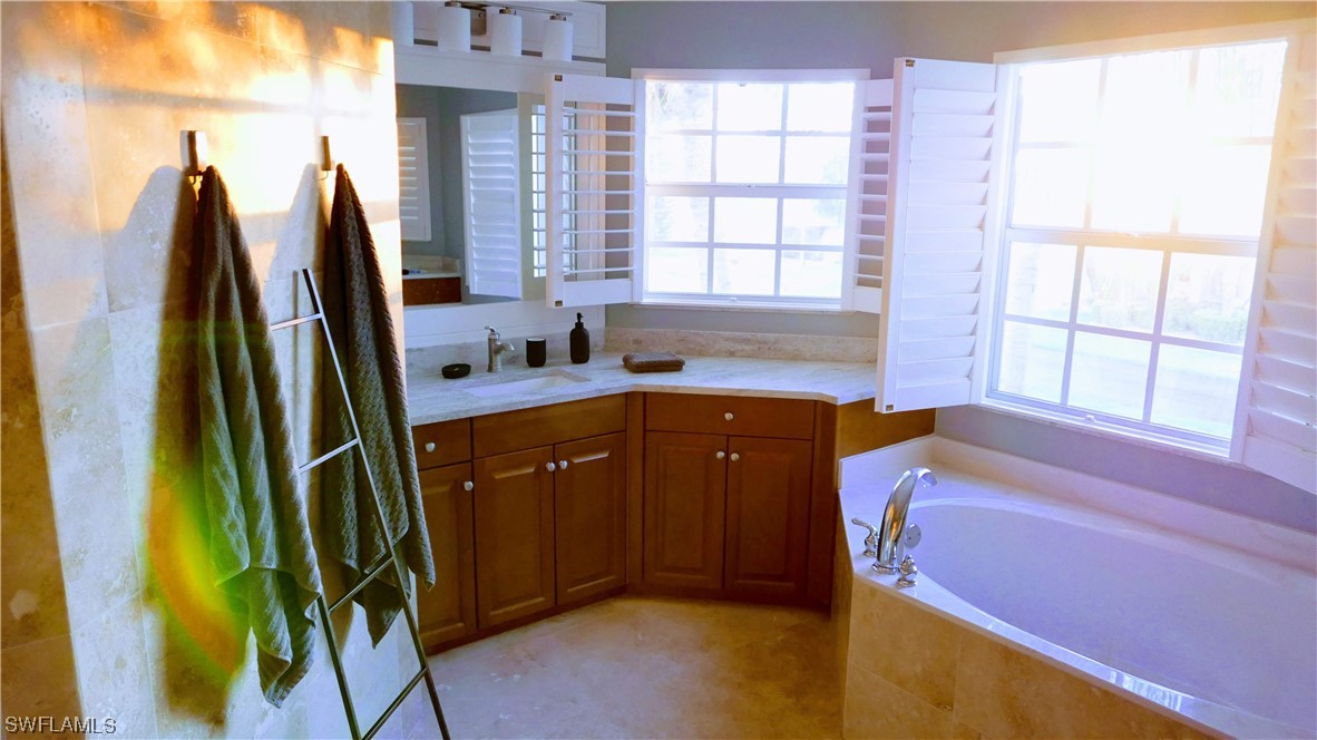 3328 17th, Cape Coral, FL 33904
