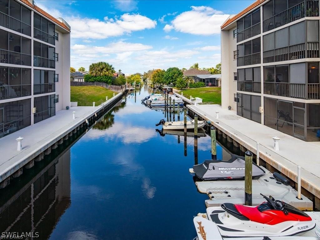 9395 Pennsylvania Unit 20, Bonita Springs, FL 34135