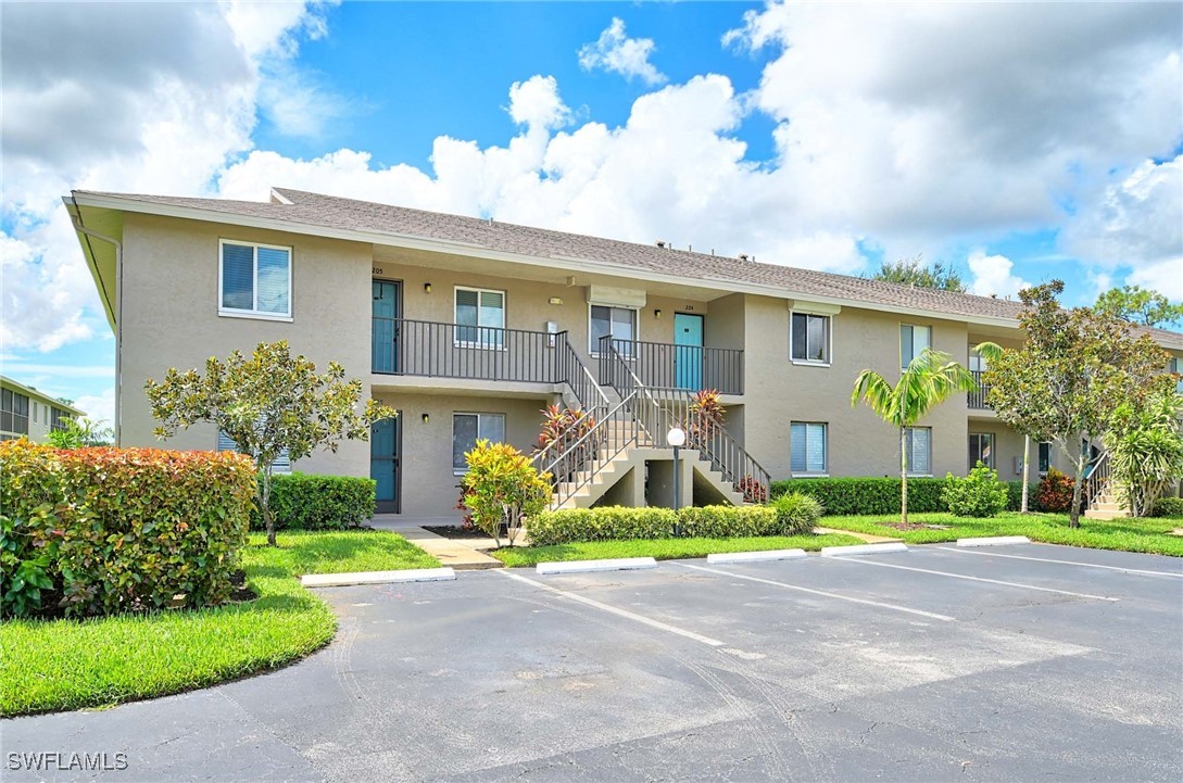 5695 Rattlesnake Hammock Unit B104, Naples, FL 34113