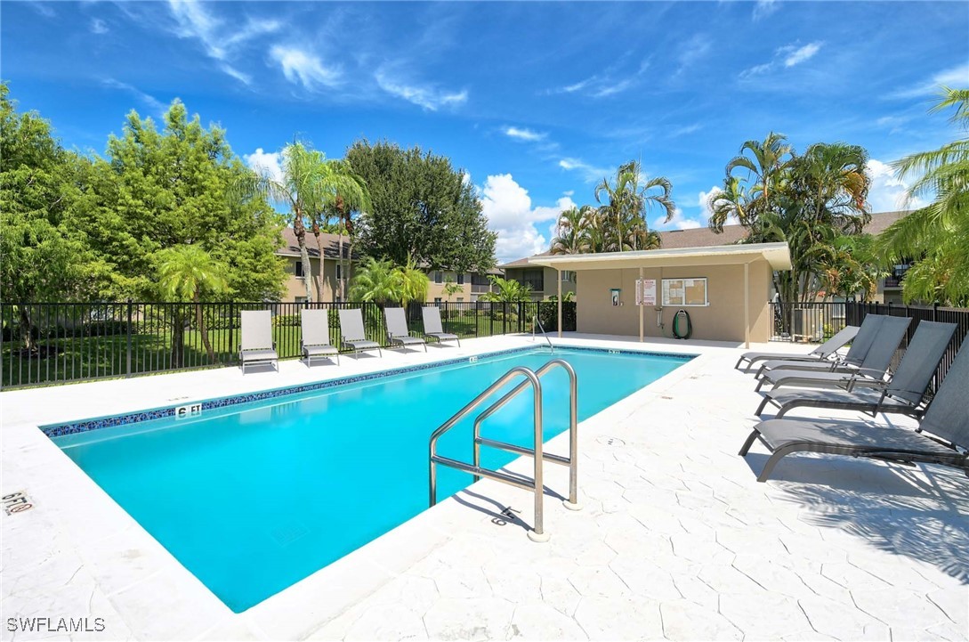 5695 Rattlesnake Hammock Unit B104, Naples, FL 34113