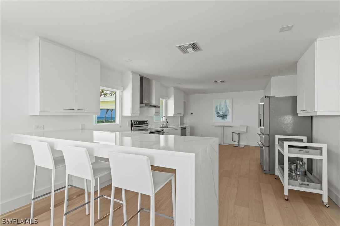 71 18th, Naples, FL 34102