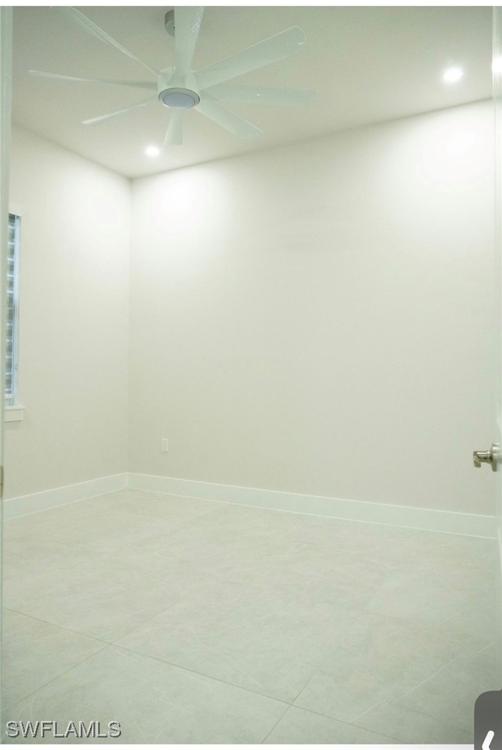 544 31st, Naples, FL 34117
