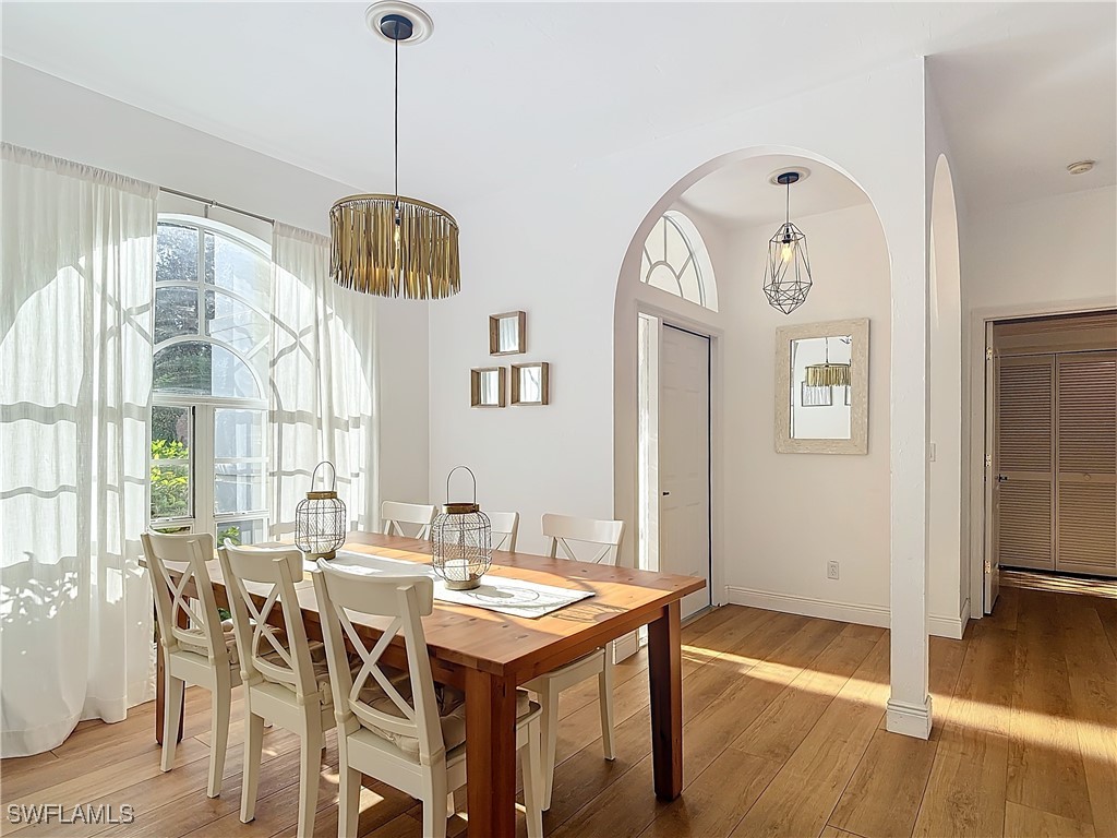 DiningArea