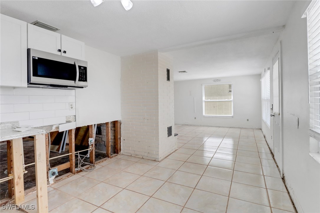 2686 Clyde, Matlacha, FL 33993