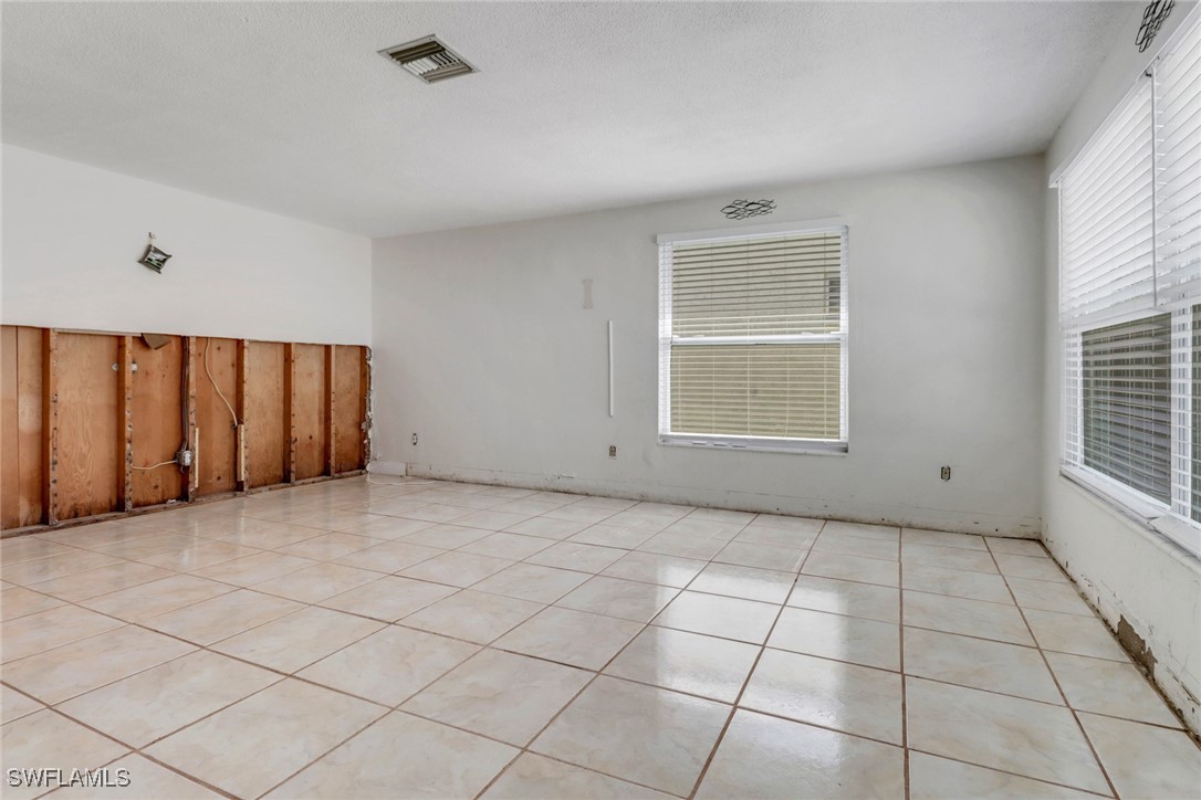 2686 Clyde, Matlacha, FL 33993