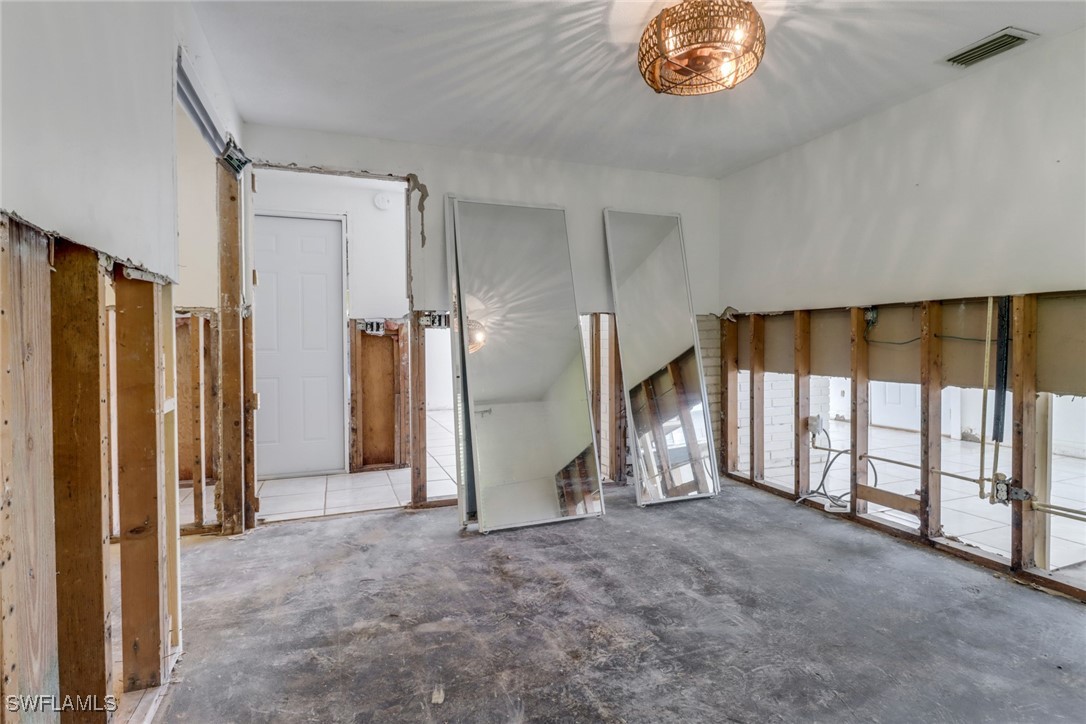 2686 Clyde, Matlacha, FL 33993