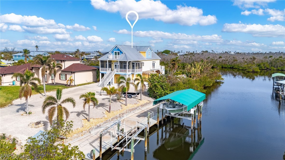 Dock