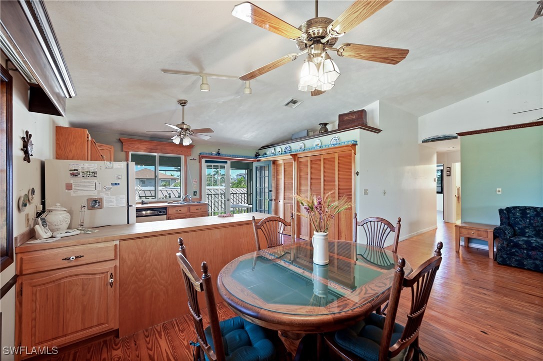 DiningArea