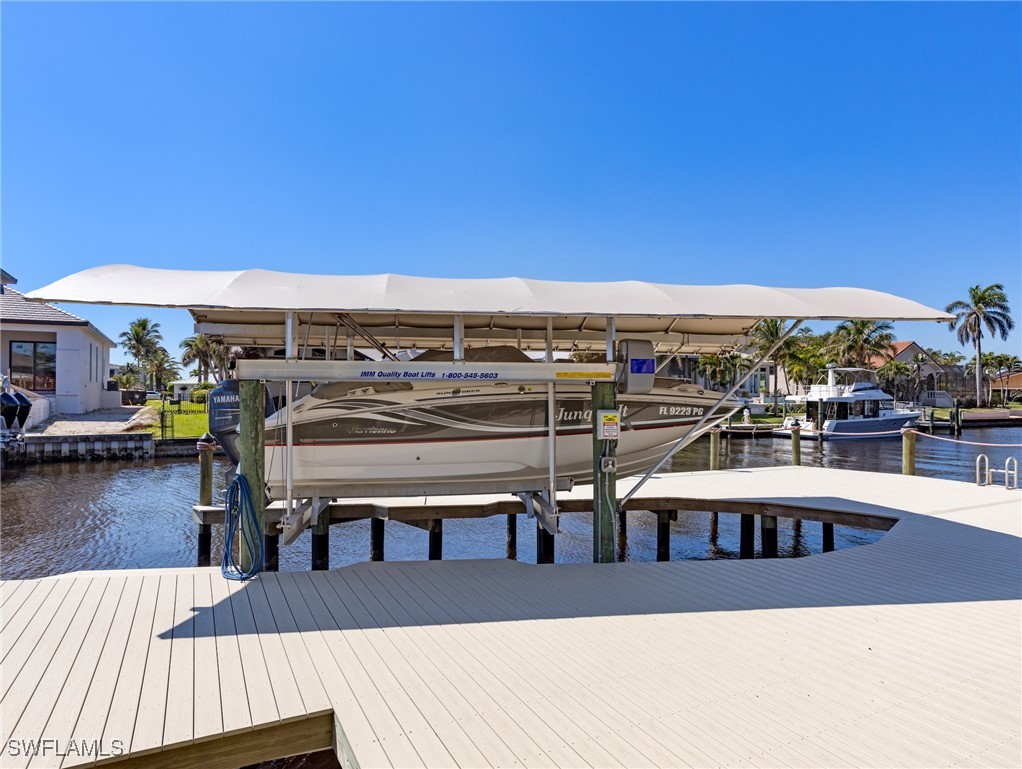 Dock
