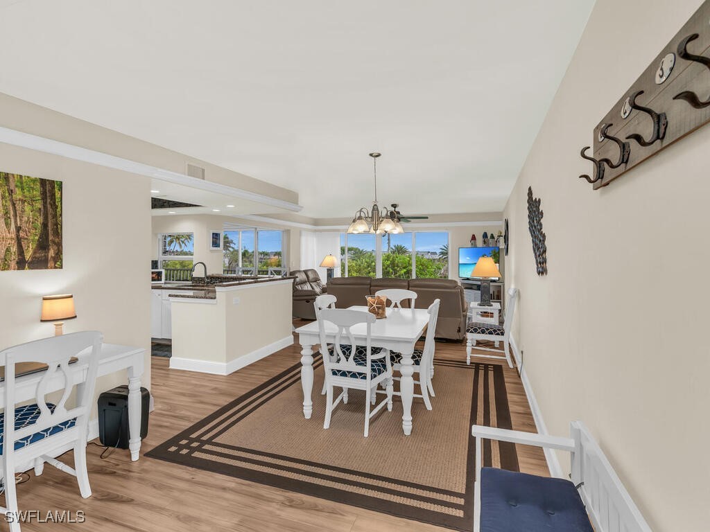 DiningArea