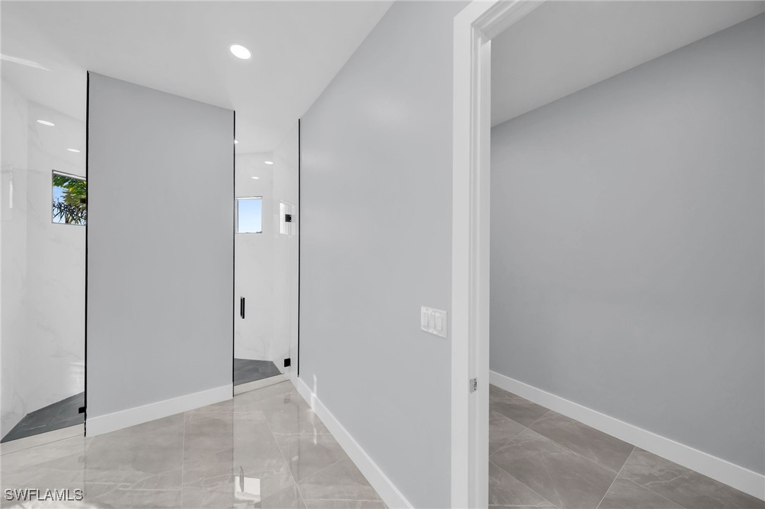 423 6th, Cape Coral, FL 33993