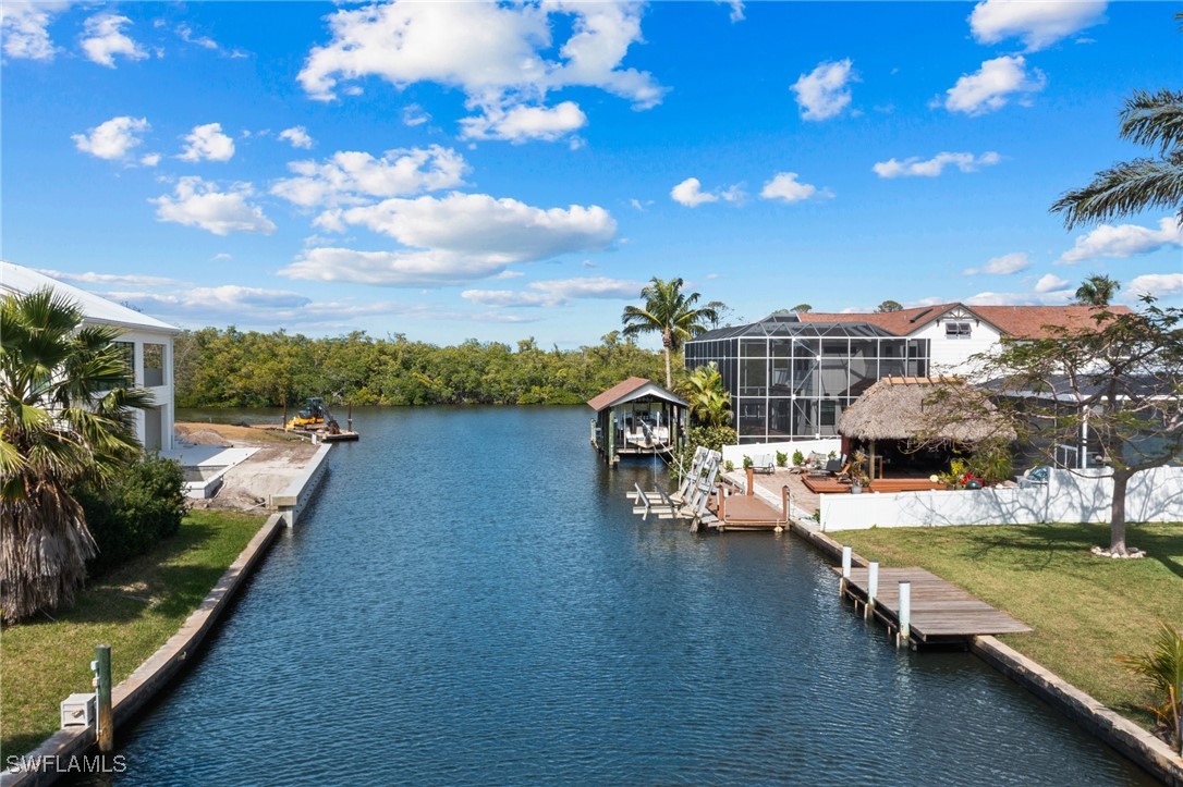 Dock