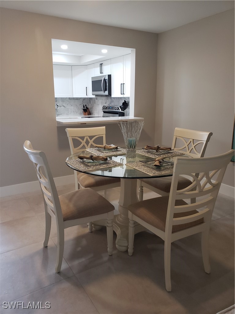 DiningArea