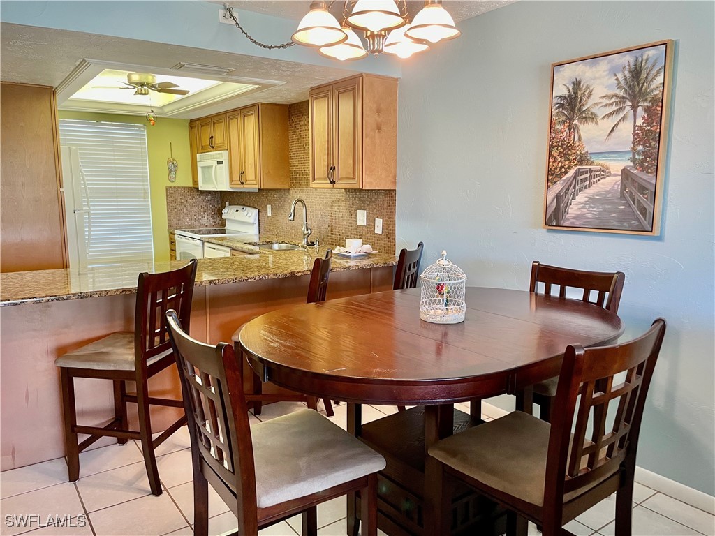 DiningArea