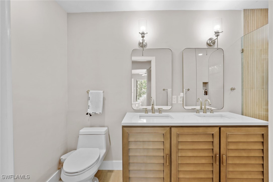 3221 68th, Naples, FL 34105