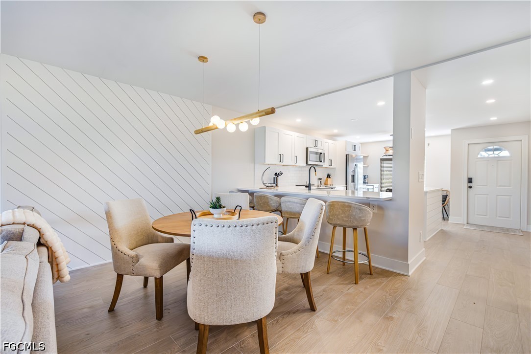 DiningArea