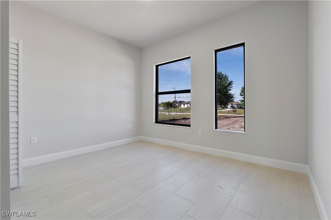 3702 66th, Naples, FL 34120