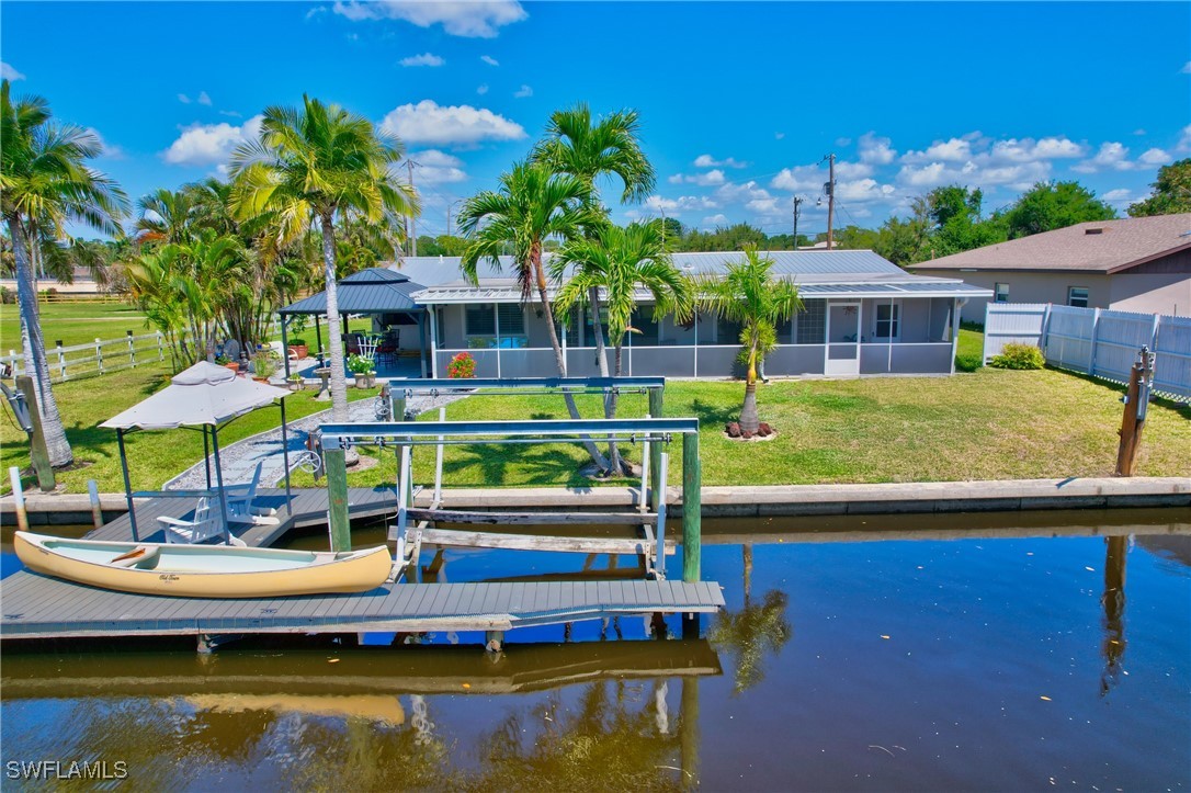 Dock