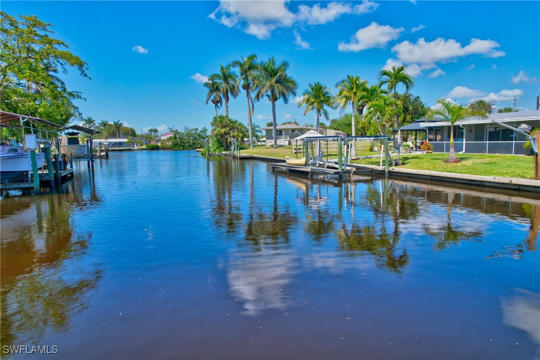 Dock