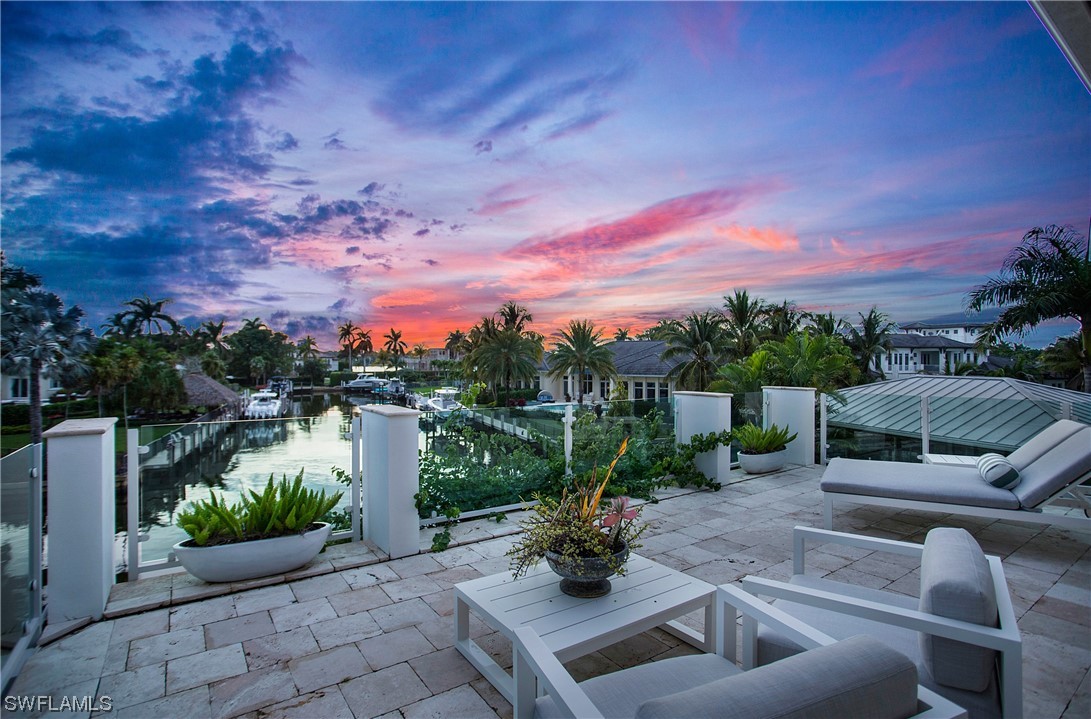 2290 Tarpon, Naples, FL 34102