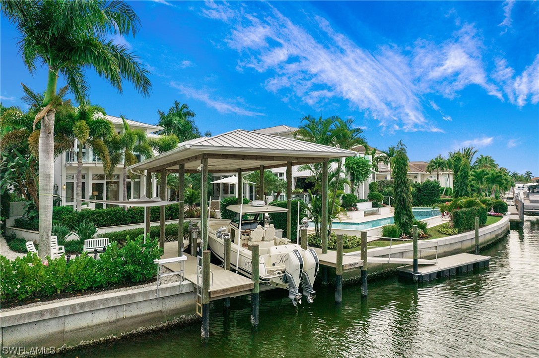 2290 Tarpon, Naples, FL 34102