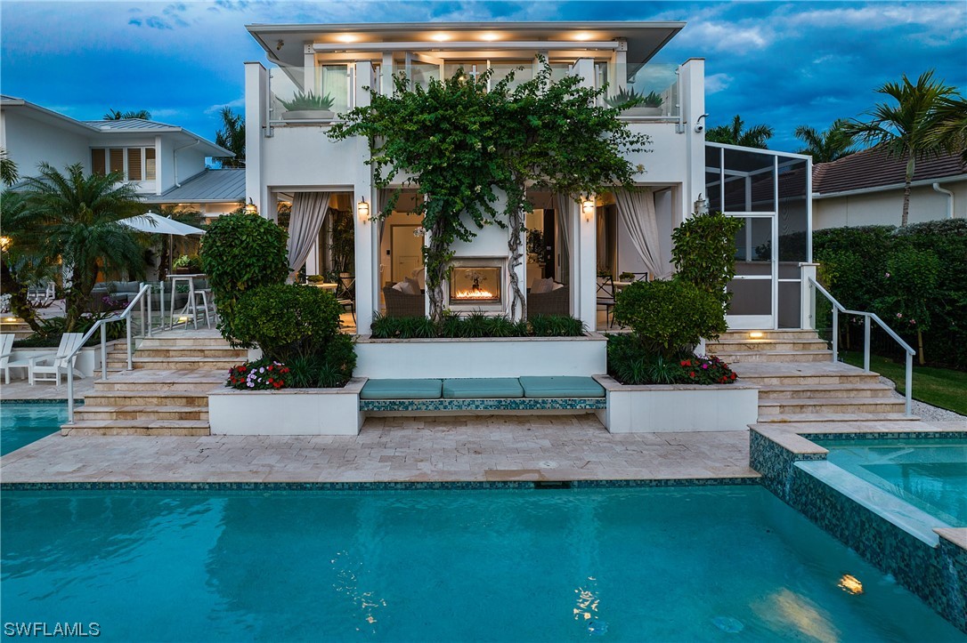 2290 Tarpon, Naples, FL 34102