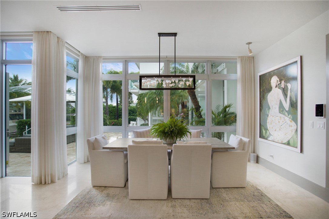 DiningArea