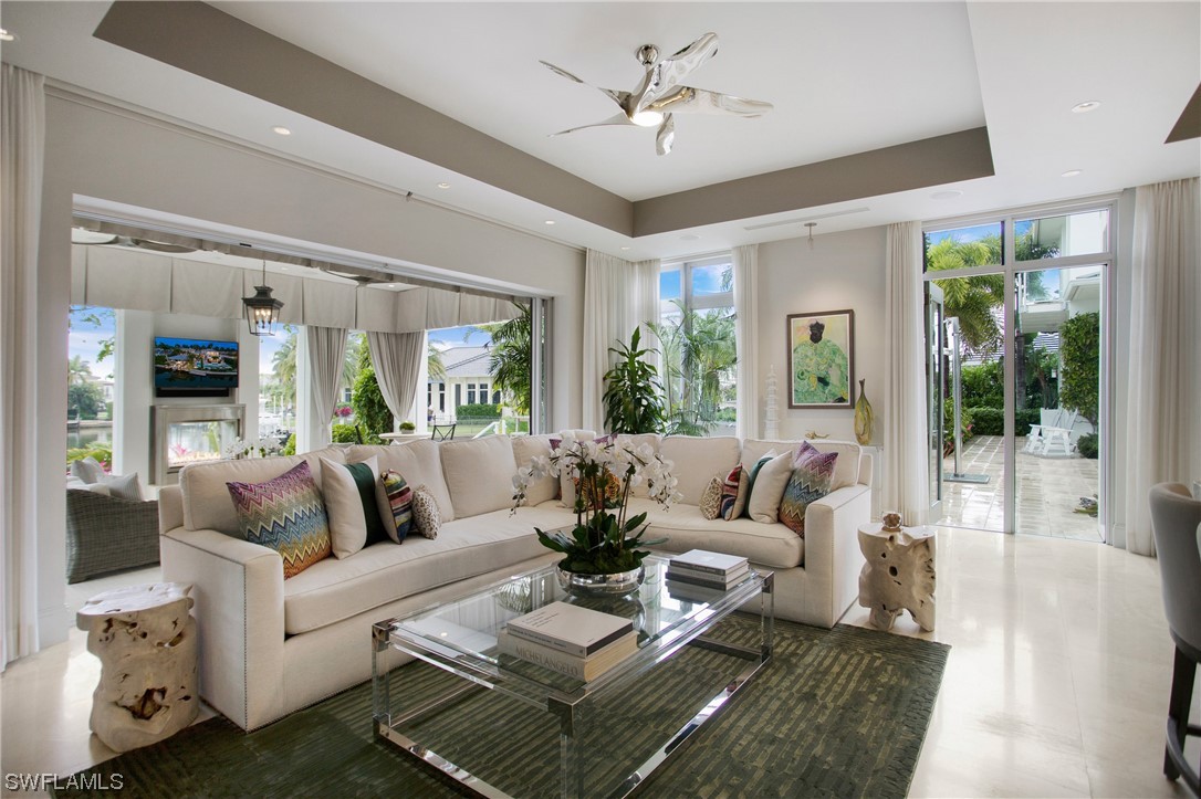 FamilyRoom