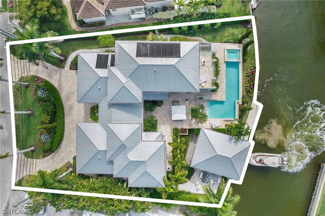 2290 Tarpon, Naples, FL 34102