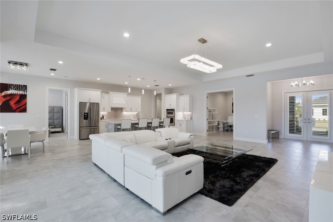 14327 Laguna Springs, Naples, FL 34114