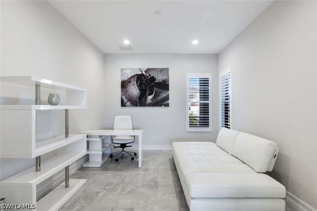 14327 Laguna Springs, Naples, FL 34114