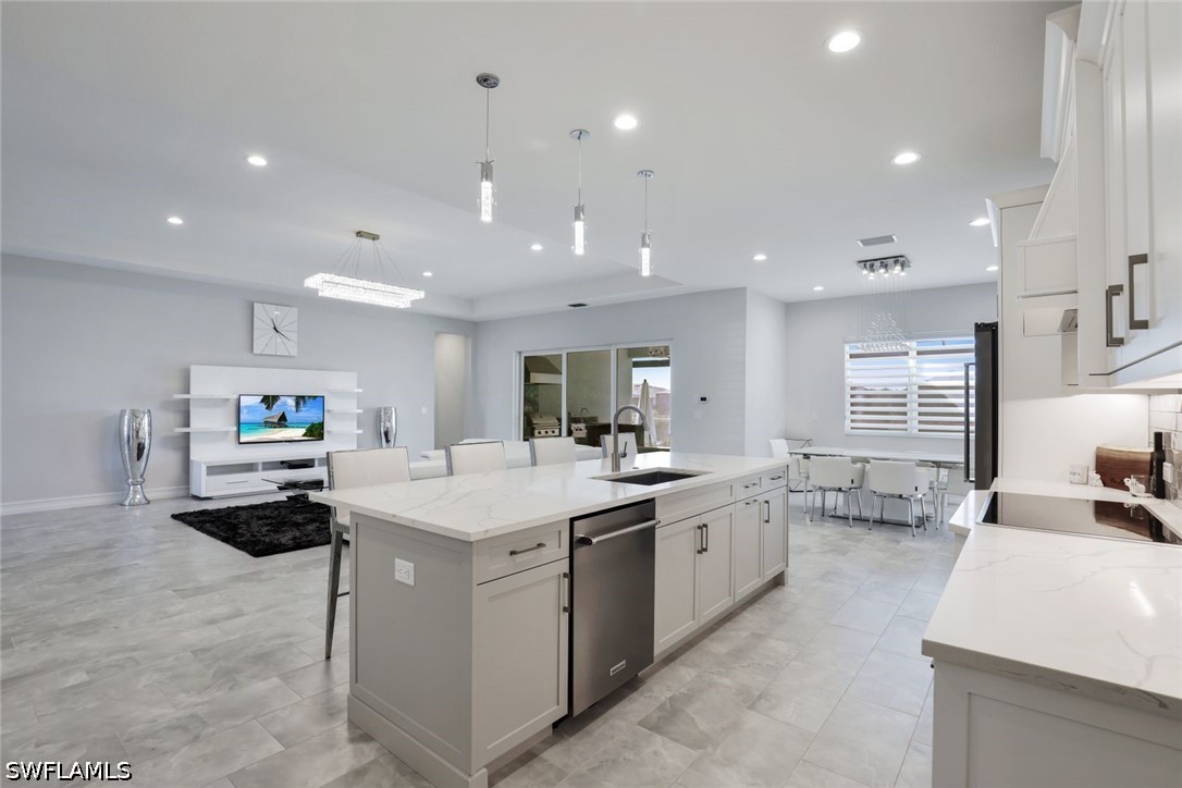 14327 Laguna Springs, Naples, FL 34114