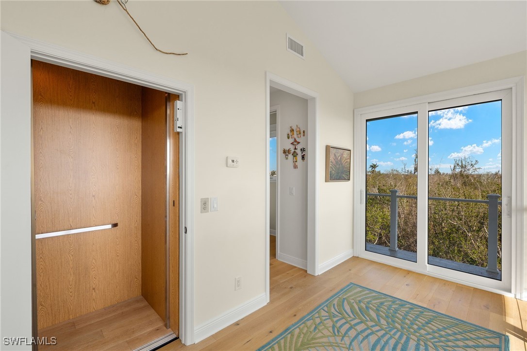 2190 Camino Del Mar, Sanibel, FL 33957