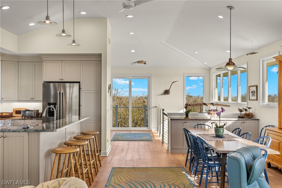 2190 Camino Del Mar, Sanibel, FL 33957