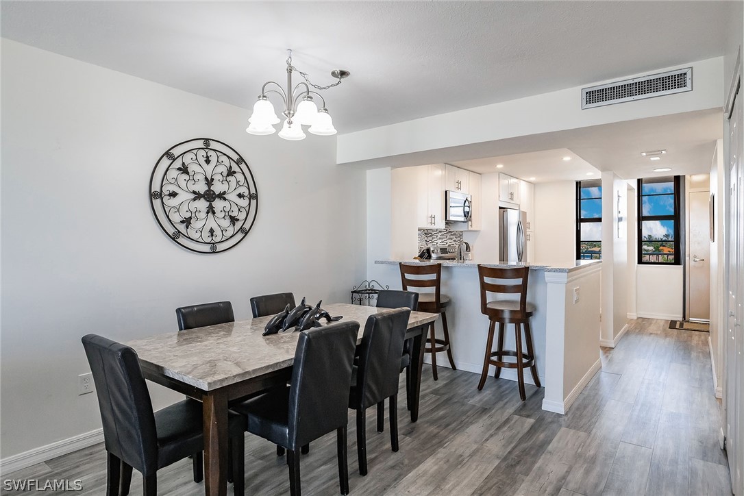 DiningArea