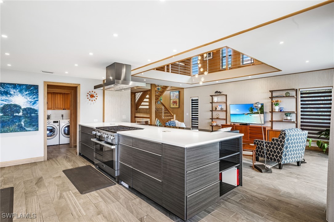 503 Gulf Unit A, Sanibel, FL 33957