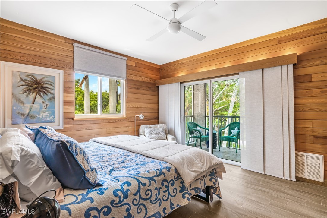 503 Gulf Unit A, Sanibel, FL 33957