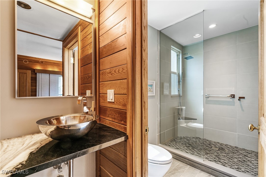 503 Gulf Unit A, Sanibel, FL 33957